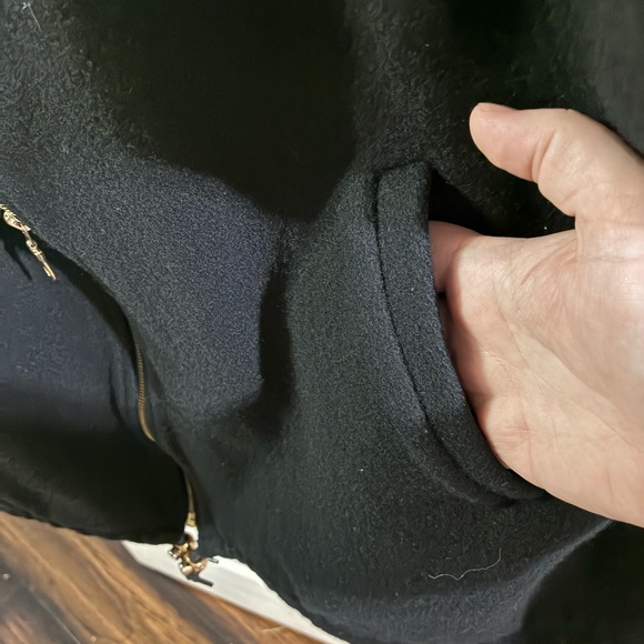 Women’s 16 Wool Coat - Picture 5 of 9